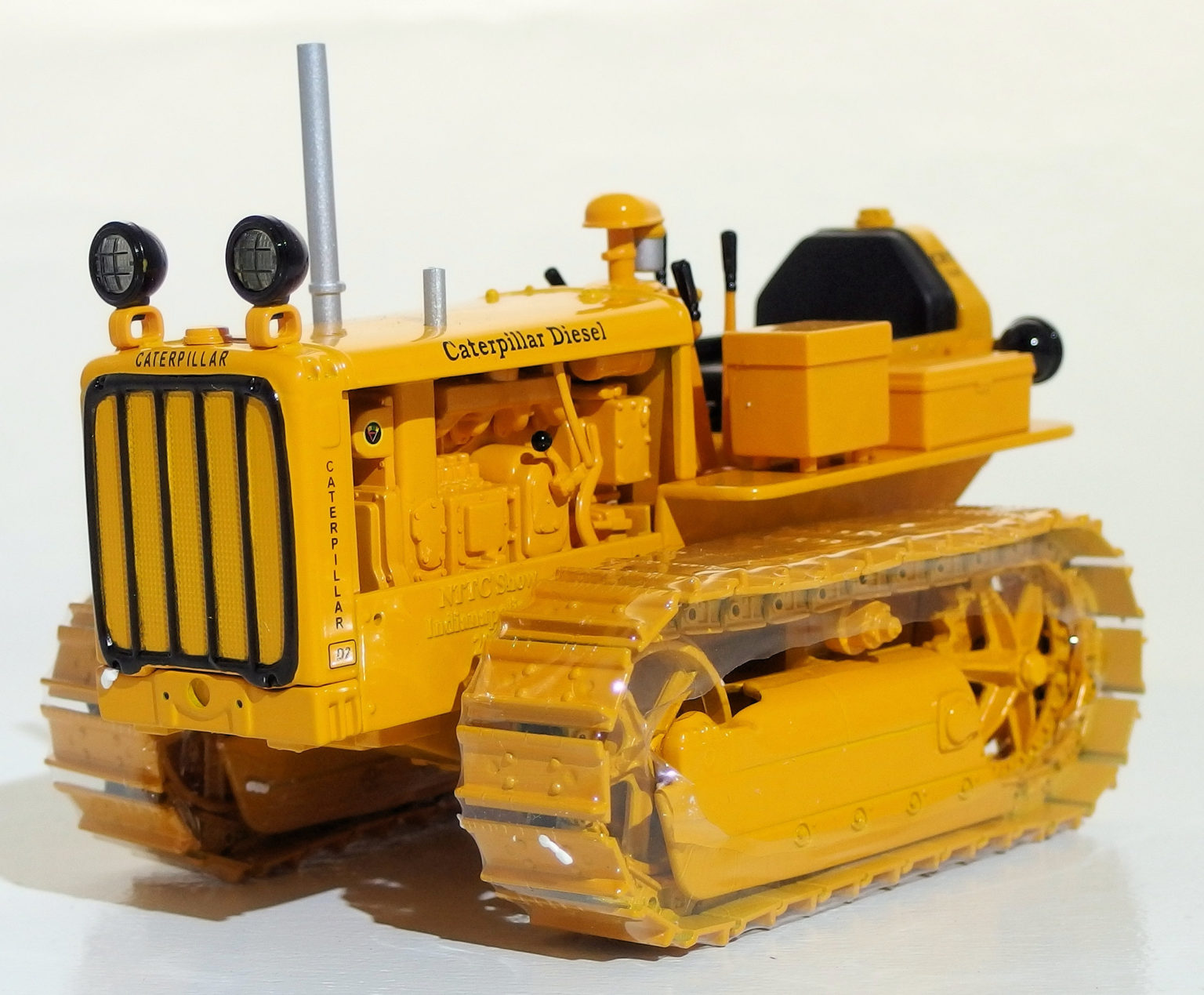 SpecCast Caterpillar D2 Track Type Crawler Tractor Trucks From The Past