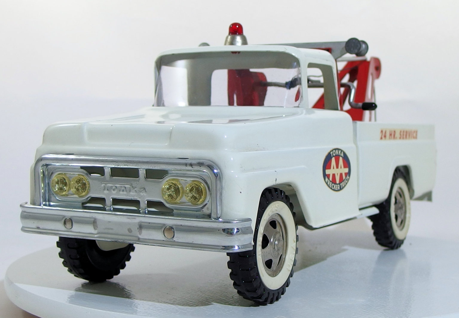 Tonka 1963 - 1964 No. 518 Wrecker Tow Truck - Trucks From The Past